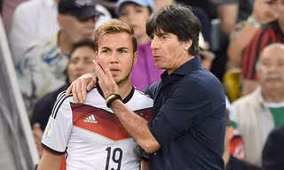 Loew dùng chiêu khích tướng với Gotze
