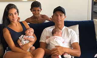 Chị gái lộ chuyện Ronaldo sắp có thêm 'tiểu công chúa'