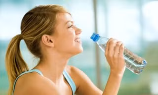 Những dấu hiệu chứng tỏ cơ thể thiếu nước