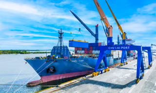 Đón tàu lớn và đánh dấu TEU CONTAINER quốc tế thứ 1 triệu qua Cảng Chu Lai 