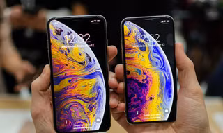 'Đập hộp' iPhone XS Max và Apple Watch 2018 đầu tiên về Việt Nam