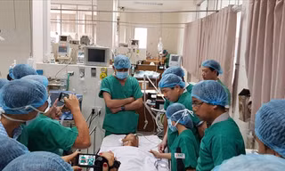 Các hiệp sĩ bị đâm đã qua cơn nguy kịch