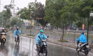 Tây Nguyên và Nam Bộ có mưa dông mạnh trong vài ngày tới