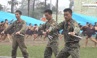 Mãn nhãn xem lính đặc công đánh côn nhị khúc