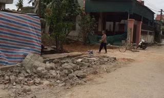 Đoạn đường nơi xảy ra sự việc khiến cháu T. tử vong.