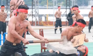 Những nữ cảnh sát 'mình đồng da sắt' tham gia bảo vệ APEC 