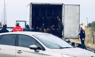 Chiếc container khi bị cảnh sát phát hiện. Ảnh: Reuters