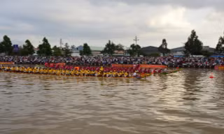 Ghe về nhất nam