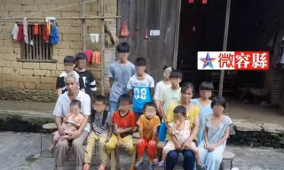 21 năm chung sống, cặp vợ chồng sinh tới... 15 người con