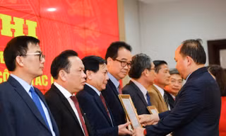 UBND tỉnh Gia Lai công bố quyết định nhân sự sau khi hợp nhất