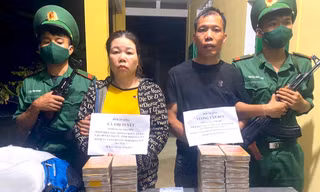 Đôi nam nữ vận chuyển thuê 34 bánh heroin, nhận 340 triệu đồng tiền công