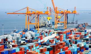 Thoát khỏi bẫy thu nhập trung bình, Việt Nam phải bứt phá