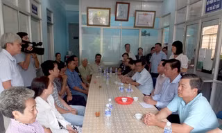 Hỗ trợ khẩn cấp cho người dân vụ cháy 8 căn nhà ở Tiền Giang