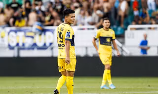 Nguyễn Quang Hải bị Pau FC gạch tên trong trận đấu ‘sinh tử’ ở Ligue 2