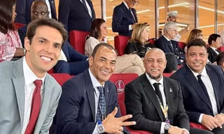 Kaka tiết lộ sốc: Ở Brazil, Ronaldo chỉ là một gã béo bình thường