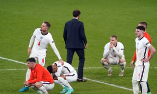 EURO 2020: Bóng đá không trở về nhà