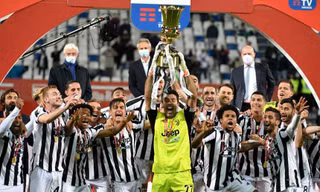 Juventus vô địch Coppa Italia, HLV Pirlo tự tin về tương lai
