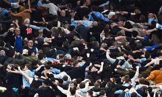 Đội nhà thua Man City, người hâm mộ Tottenham vẫn ăn mừng đầy hả hê