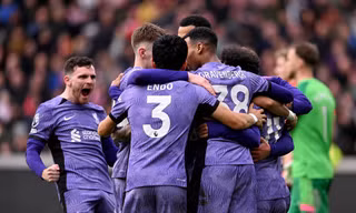 Đại thắng Brentford 4-1, Liverpool nới rộng khoảng cách với nhóm bám đuổi