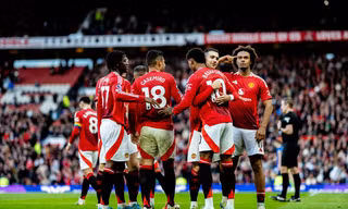 Zirkzee lập cú đúp, MU thắng dễ Everton