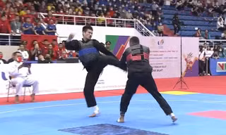 Ronaldo bị võ sĩ Việt Nam hạ knock-out tại SEA Games 31