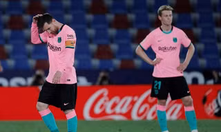 Sao Barcelona 'giương cờ trắng' sau trận hoà thất vọng