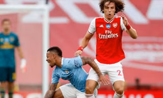 Arsenal chia tay trung vệ kỳ cựu David Luiz