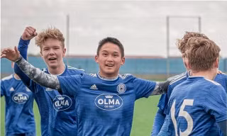 HLV Troussier gọi cầu thủ Việt kiều 18 tuổi lên tuyển U23 Việt Nam