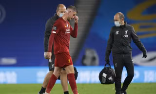 Dính chấn thương nặng, thủ quân Liverpool mất EURO