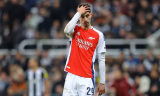 Kai Havertz nghỉ hết mùa giải, Arsenal lâm nguy