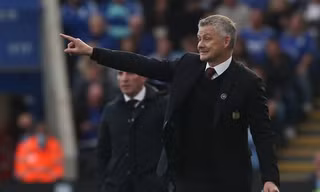 MU quyết định không sa thải HLV Solskjaer