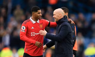Ten Hag, Rashford chạm mốc đặc biệt trong ngày MU giành vé Champions League
