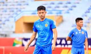 HLV Văn Sỹ Sơn: ‘Đình Bắc đang bị ảo tưởng về giá trị bản thân’