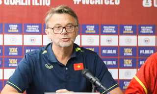HLV Troussier: ‘Tuyển Việt Nam đã xây dựng mảng miếng chiến thuật và lối chơi hiện đại hơn’