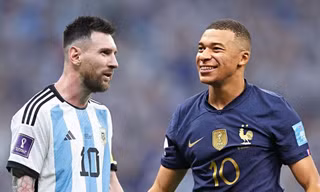 Mbappe chưa từng thua khi đối đầu với Messi