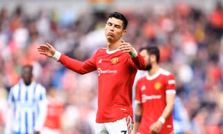 MU thảm bại trước Brighton, hết mơ mộng dự Champions League