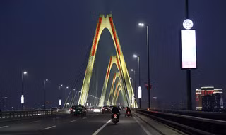 Cầu Nhật Tân, đại lộ Võ Nguyên Giáp rực rỡ trước hội nghị Mỹ - Triều