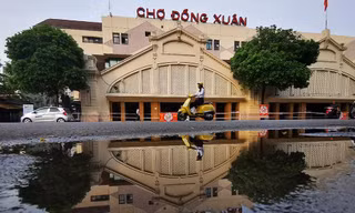 Hơn 2000 gian hàng không thiết yếu ở chợ Đồng Xuân đóng cửa