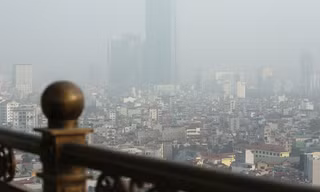 Mưa phùn phủ khắp Hà Nội ngày 27 Tết