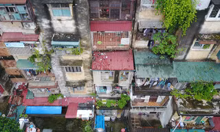 Hình ảnh 'không thể tin nổi' chung cư cũ nát bậc nhất Hà Nội