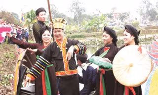 Hát Quan họ Bắc Ninh tại các lễ hội sẽ không nhận tiền thưởng dưới mọi hình thức. Ảnh minh họa.