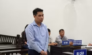 Bị cáo Nguyễn Trọng Trình tại tòa.