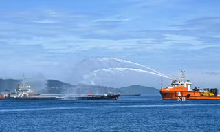 Diễn tập ứng phó sự cố tràn dầu trên biển ở Thừa Thiên - Huế