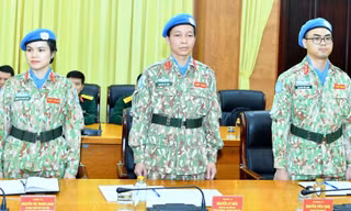 Chủ tịch nước cử thêm sĩ quan đi gìn giữ hòa bình tại 3 phái bộ