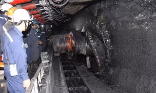 Lãnh đạo Tập đoàn TKV chỉ đạo công tác cứu hộ trong hầm lò