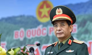 Đại tướng Phan Văn Giang: Hai phi công lái Yak-130 đã xử lý kịp thời tình huống bất trắc 