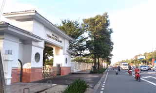 Nhà tang lễ lớn nhất Bình Dương xây xong ‘cửa đóng then cài’, bây giờ ra sao?