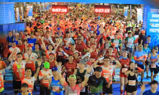 [XEM TRỰC TIẾP] Hơn 11.000 runner tranh tài tại Tiền Phong Marathon 2024