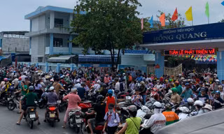 Đà Nẵng: Nhức nhối tình trạng ùn tắc giao thông trước cổng trường học