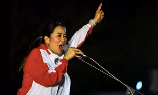Bà Paetongtarn Shinawatra, con gái cựu Thủ tướng Thái Lan Thaksin Shinawatra, trong một cuộc vận động cử tri